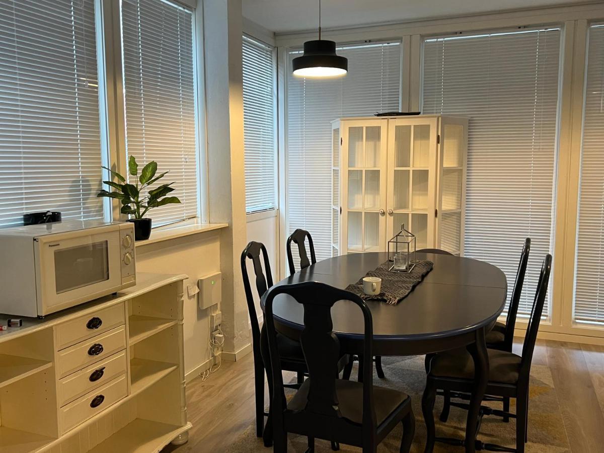 Reine Basecamp - Apartments & Rooms מראה חיצוני תמונה