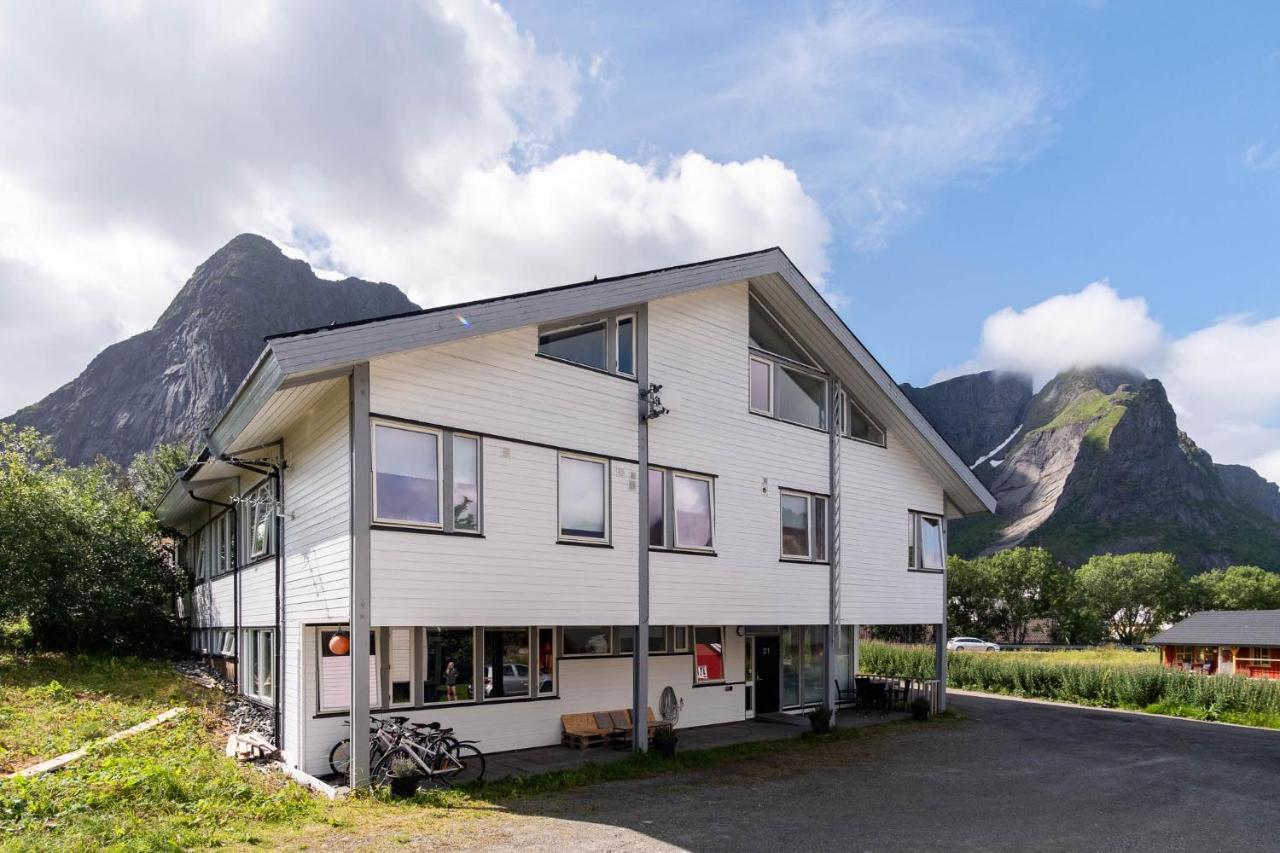 Reine Basecamp - Apartments & Rooms מראה חיצוני תמונה